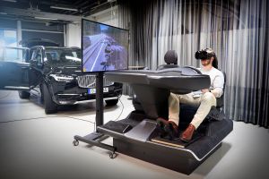 ボルボ・カーズ「究極のドライビングシミュレーター」 最新のゲーム技術でより安全な車を開発